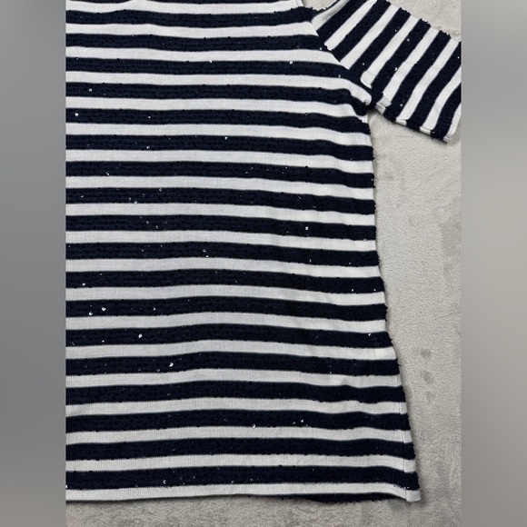 Chico’s Sequins Navy Blue White Striped Cold Shoulder Knit Blouse Size 1 (US M) - Picture 6 of 17